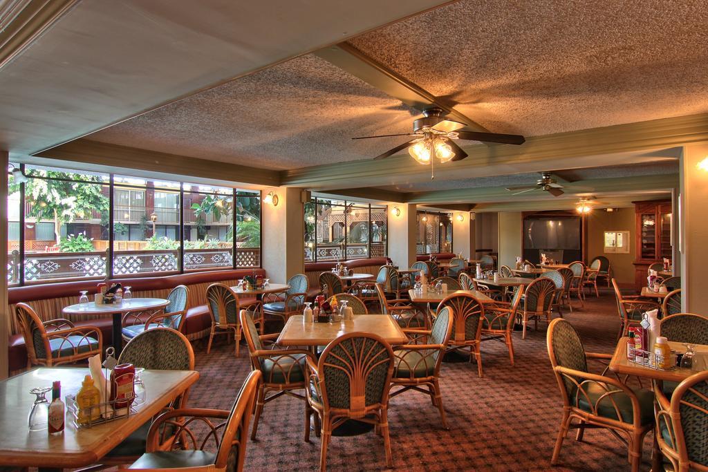 Clarion Inn Conference Center Modesto Exterior photo